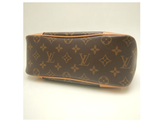 Bolso de hombro Louis Vuitton Monogram Boulogne PM Castaño Monograma - vista 5