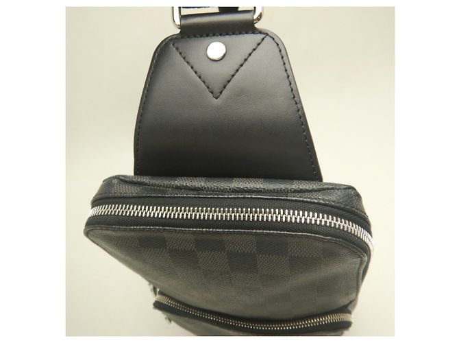 Bolso bandolera Louis Vuitton Damier Graphite Avenue Negro Damier ebene - vista 5