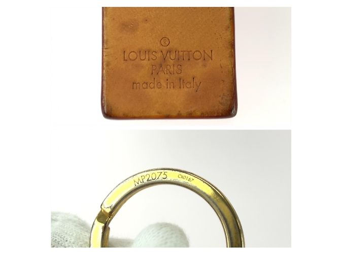 Chaveiro Louis Vuitton x Supreme Marrom Dourado - vista 3
