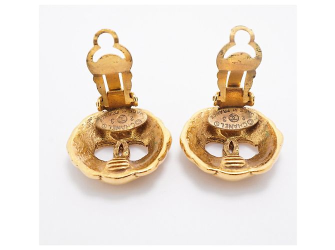 Boucles d'oreilles clips Chanel plaquées or Doré - vue 8