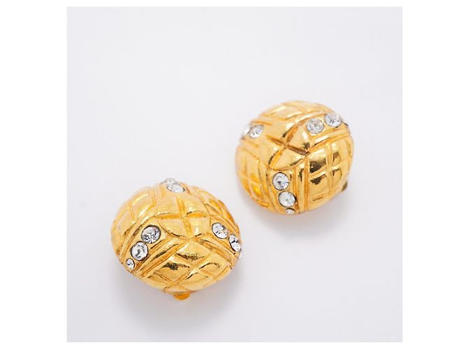Brincos de círculo Chanel Matelassé Dourado - vista 2