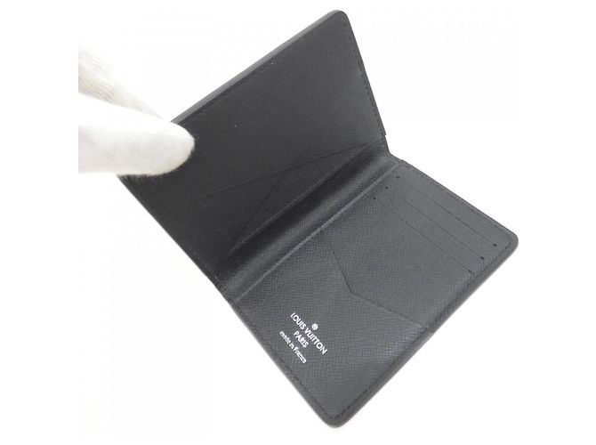 Louis Vuitton Taiga Organizer de Poche Business Card Holder Nero - vista 6