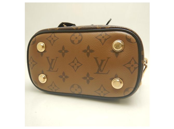 Louis Vuitton Monogram Reverse Vanity NV PM Handbag Brown - view 7