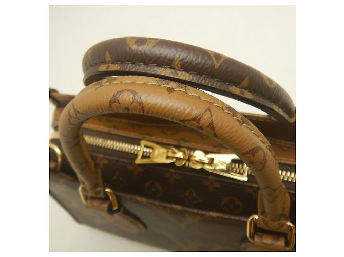 Louis Vuitton Monogram Giant Reverse OnTheGo EW Handtasche Braun - Ansicht 10
