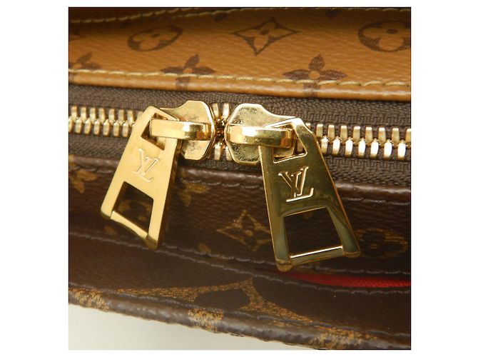 Louis Vuitton Monogram Giant Reverse OnTheGo EW Handtasche Braun - Ansicht 11