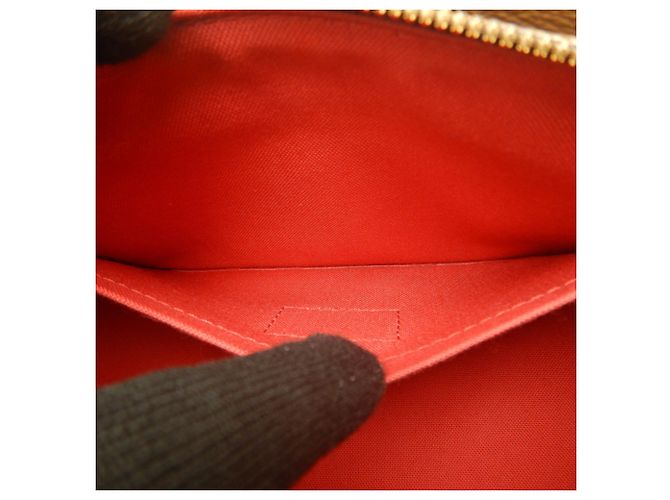 Louis Vuitton Monogram Giant Reverse OnTheGo EW Handtasche Braun - Ansicht 18