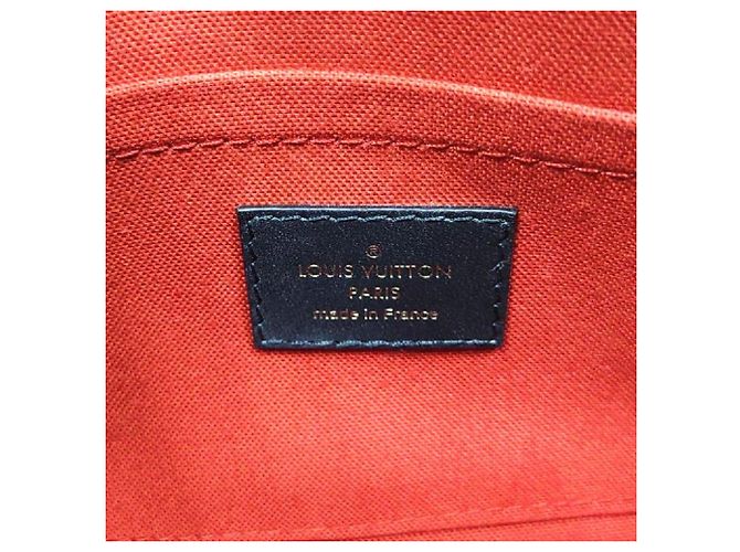 Louis Vuitton Monogram Giant Reverse OnTheGo EW Handtasche Braun - Ansicht 20