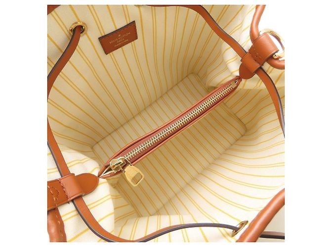 Néonoé Borsa a tracolla NeoNoe in rafia Monogram Giant Louis Vuitton Marrone - vista 6