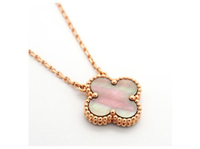 Colar Van Cleef & Arpels Alhambra - vista 2