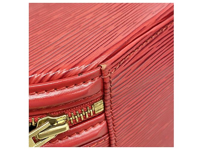 Sac à main Louis Vuitton Epi Cannes Rouge - vue 9