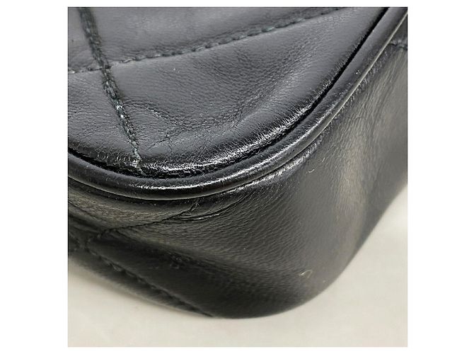 Chanel Schultertasche aus schwarzem Lammleder - Ansicht 6