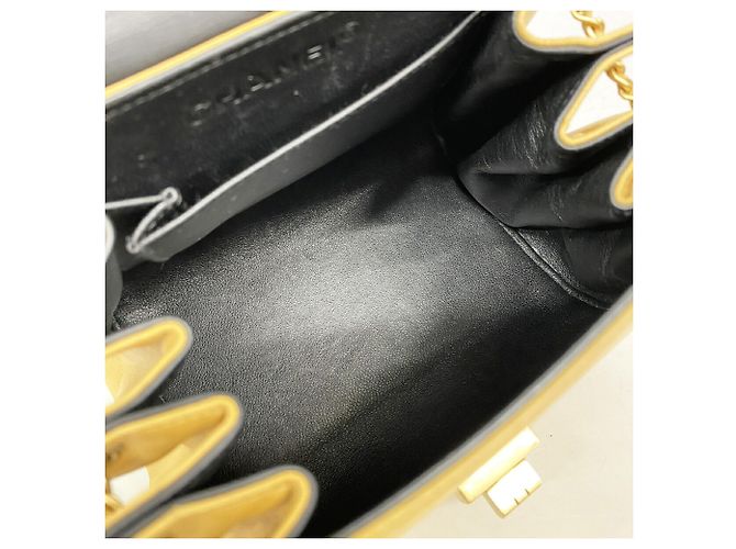 Bolsa Chanel 2.55 Matelassé em Bege - vista 4