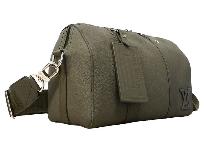 Sac à épaule Louis Vuitton LV Aerogram City Keepall Kaki - vue 2
