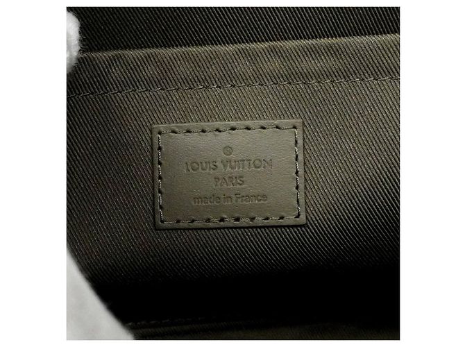 Sac à épaule Louis Vuitton LV Aerogram City Keepall Kaki - vue 5