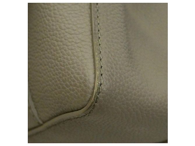 Sac à épaule Louis Vuitton LV Aerogram City Keepall Kaki - vue 6
