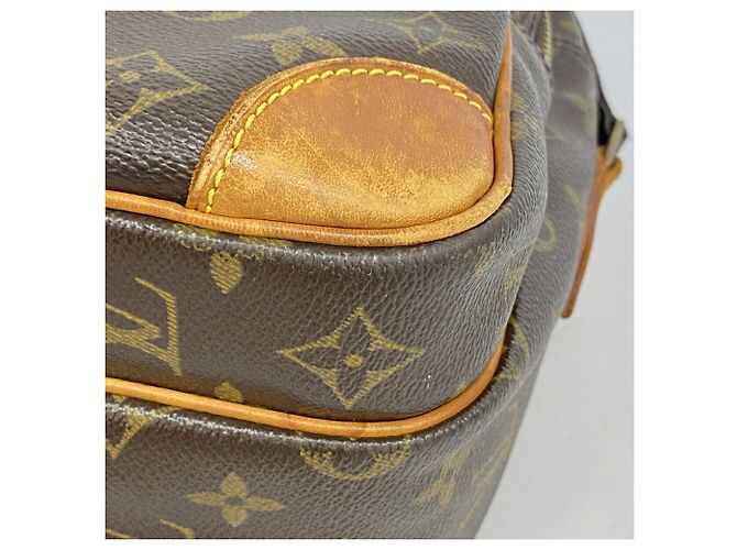 Bolsa de Ombro Louis Vuitton Monogram Nile Marrom - vista 6
