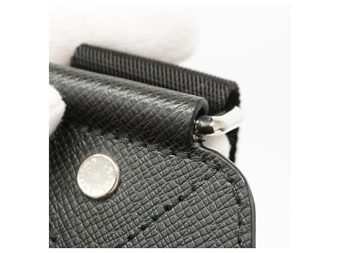 Borsa a tracolla Louis Vuitton Taiga Avenue Nero - vista 7