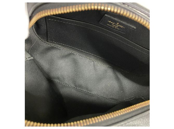 Bolsa Louis Vuitton Monogram Empreinte Saint-Onge Preto - vista 4