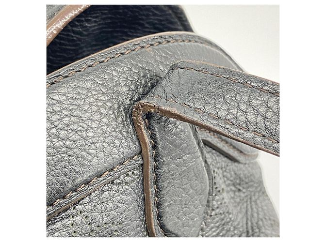 Bolsa Louis Vuitton Mahina Seals PM Preto - vista 11