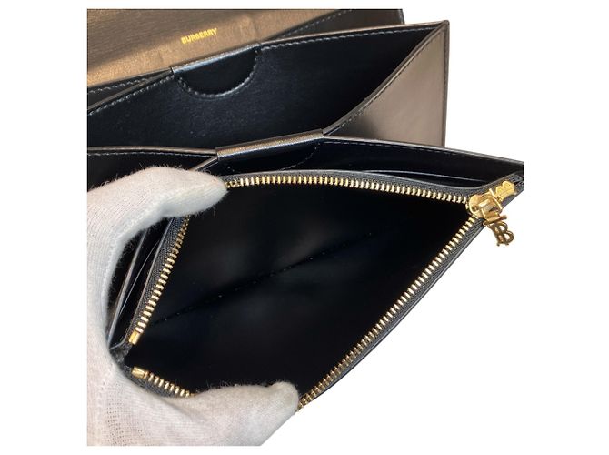 Bolsa de Ombro em Couro Burberry Preto - vista 9