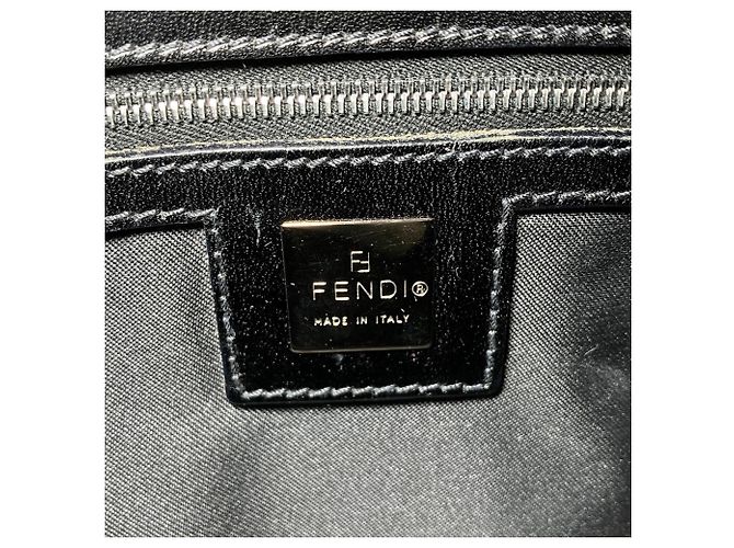 Bolsa Fendi Zucca em nylon e couro Preto - vista 4