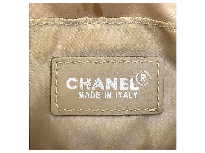 Pochette Chanel Bege de Couro e Tela - vista 4