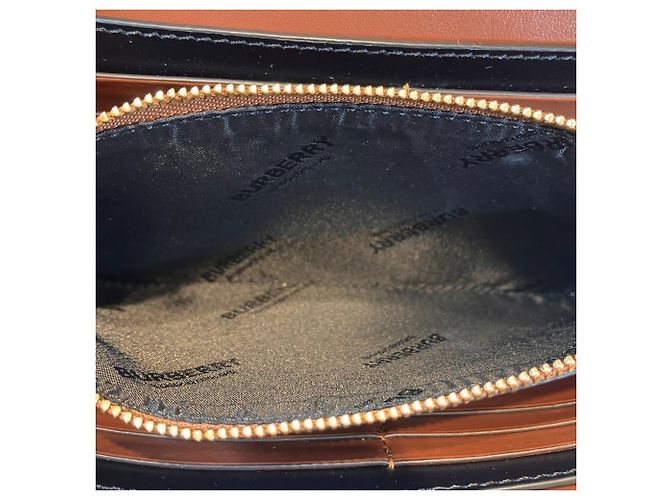 Portafoglio con catena in pelle marrone Burberry - vista 5