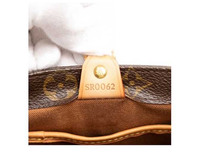 Sac à main Louis Vuitton Monogram Vavin PM Marron - vue 6