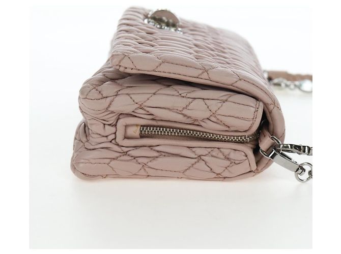 Clutch Miu Miu em couro Matelassé com cristais Medium Rosa - vista 4