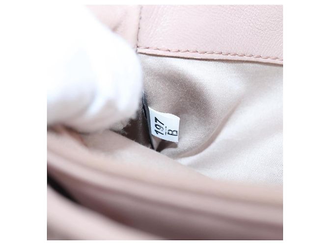 Clutch Miu Miu em couro Matelassé com cristais Medium Rosa - vista 6