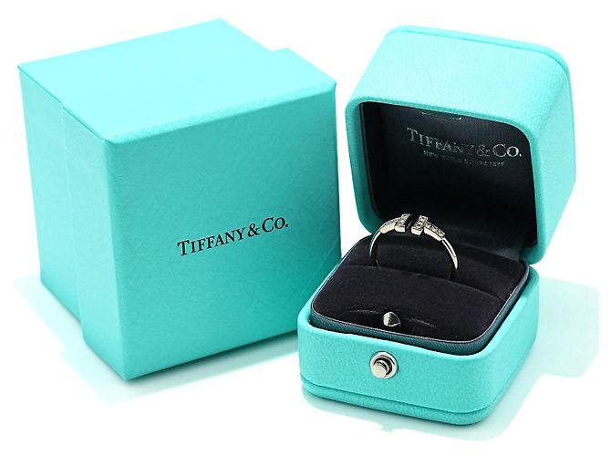 Tiffany & Co. T Wire Ring aus 18K Weißgold mit Diamanten, Gr. 56 - Ansicht 8