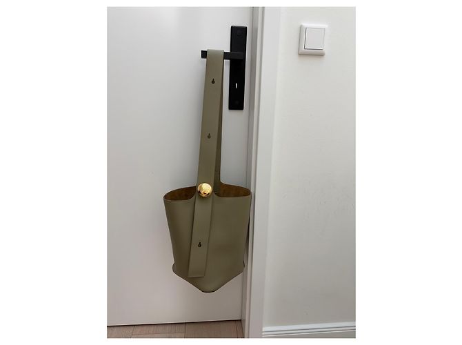 Loewe Pebble Bucket Bag aus Leder Grün - Ansicht 10