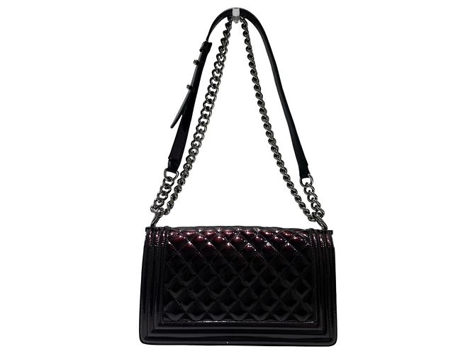 Bolso Chanel Boy Flap en piel charol marrón Castaño - vista 2