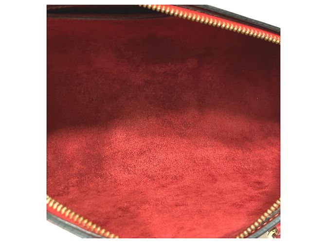 Bolso Louis Vuitton Soufflé Roja - vista 8