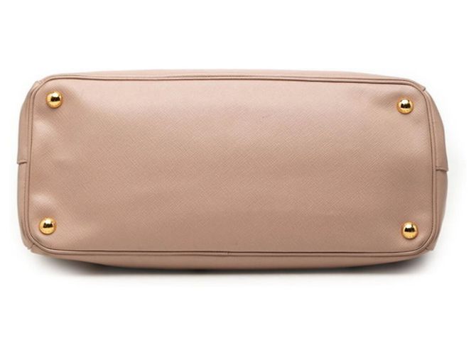 Sac à main Prada Galleria en cuir Saffiano avec plaque logo triangle Rose Beige - vue 3