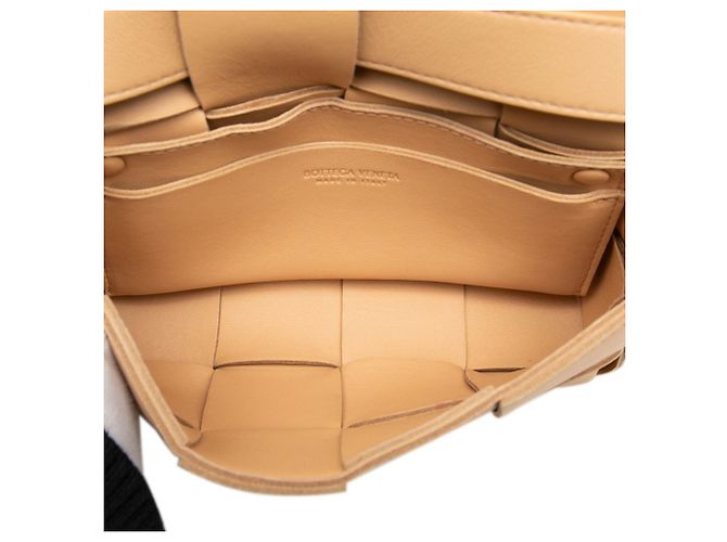 Borsa a tracolla Bottega Veneta Maxi Intrecciato Cassette Beige - vista 4