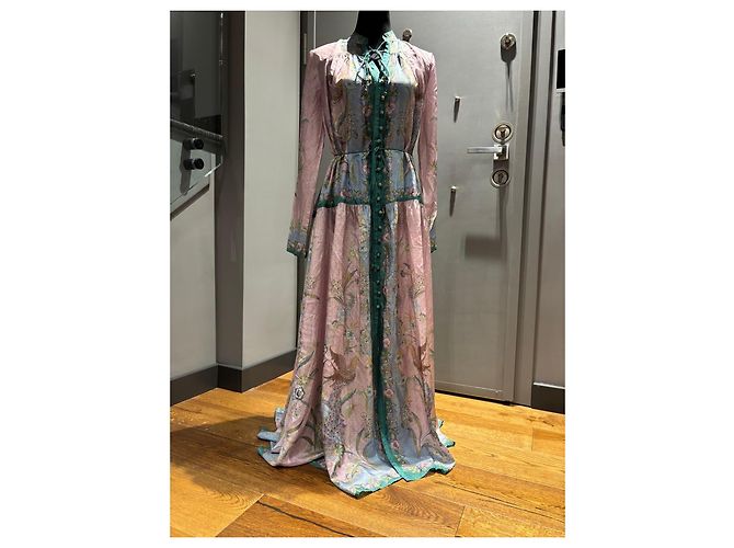 Zimmermann Abito Maxi Indra in Seta Stampata Rosa Blu D'oro Verde - vista 5