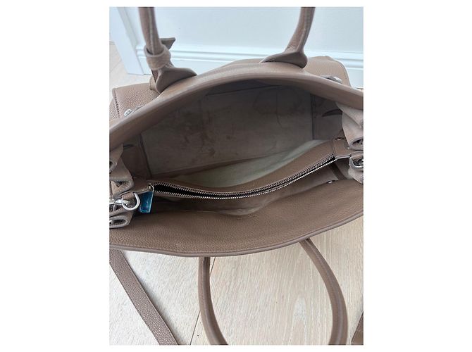 Autre Marque Saint Laurent Sac de Jour Souple Borsa a Mano Pelle Marrone Beige Taupe - vista 4