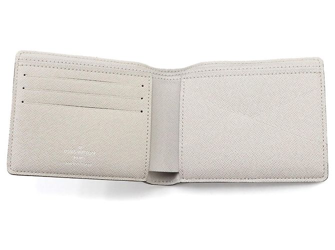 Louis Vuitton Taigarama Portefeuille Multiple Bi-fold Wallet Branco - vista 5