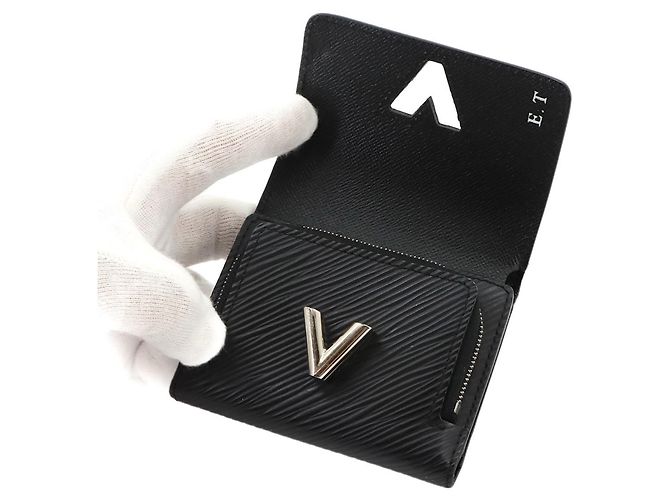 Louis Vuitton Epi Portefeuille Twist Compact XS Tri-fold Wallet Nero - vista 7