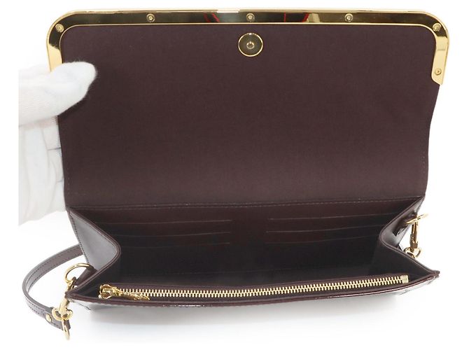Bolso Louis Vuitton Monogram Vernis Rossmore MM Burdeos - vista 6