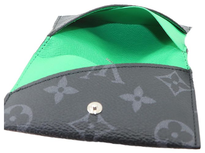 Louis Vuitton Monogram Eclipse Card Case Negro Verde Monograma - vista 7