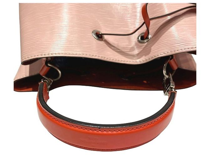 Néonoé Sac à main Louis Vuitton Epi NeoNoe Rose - vue 9