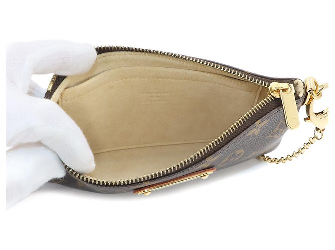 Sac à main Louis Vuitton Monogram Pochette Milla MM Marron Monogramme - vue 7