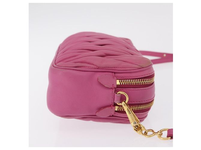 Miu Miu Tech Matelassé Leather Small Rose - vue 3