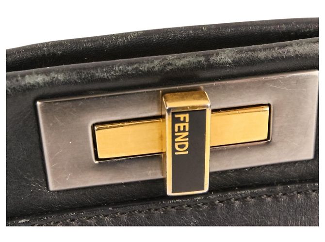 Fendi Peekaboo Medium 2-Way Schultertasche aus Leder Schwarz - Ansicht 10