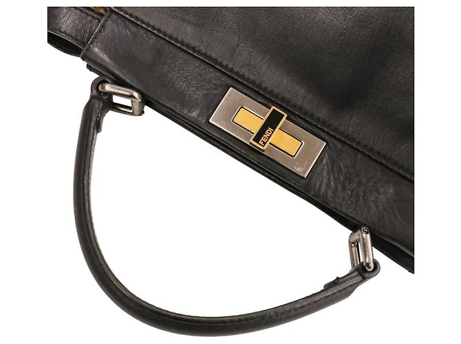Fendi Peekaboo Medium 2-Way Schultertasche aus Leder Schwarz - Ansicht 5