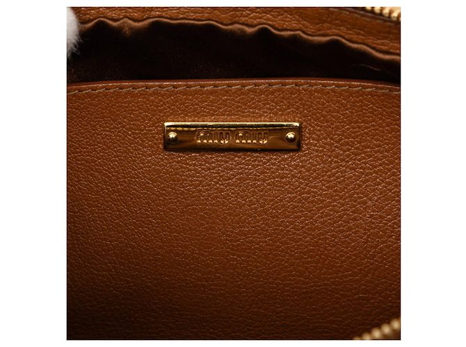 Borsa a tracolla in montone con logo Miu Miu Marrone - vista 5