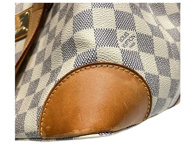 Bolsa de Ombro Louis Vuitton Hampstead PM Branco - vista 8