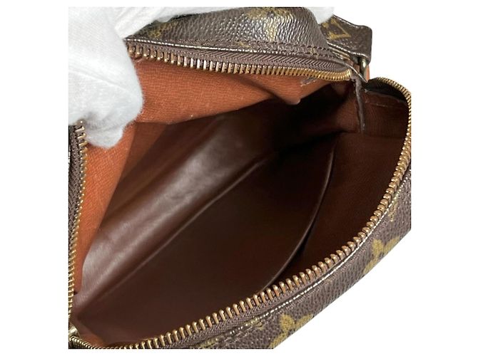 Louis Vuitton Amazon M45236 Shoulder Bag Monogram - view 12